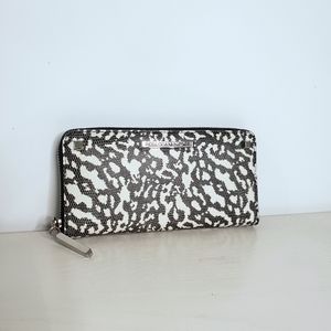 *SOLD* Rebecca Minkoff | Zip Large Ava Wallet